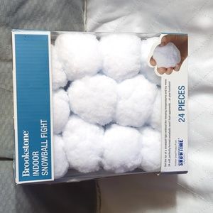 Brookstone Indoor Snowball Fight 24 Pieces, NIB